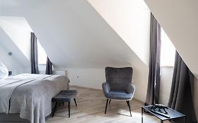 Stilvolles Wohnen Im Grazer Rueckzugsort